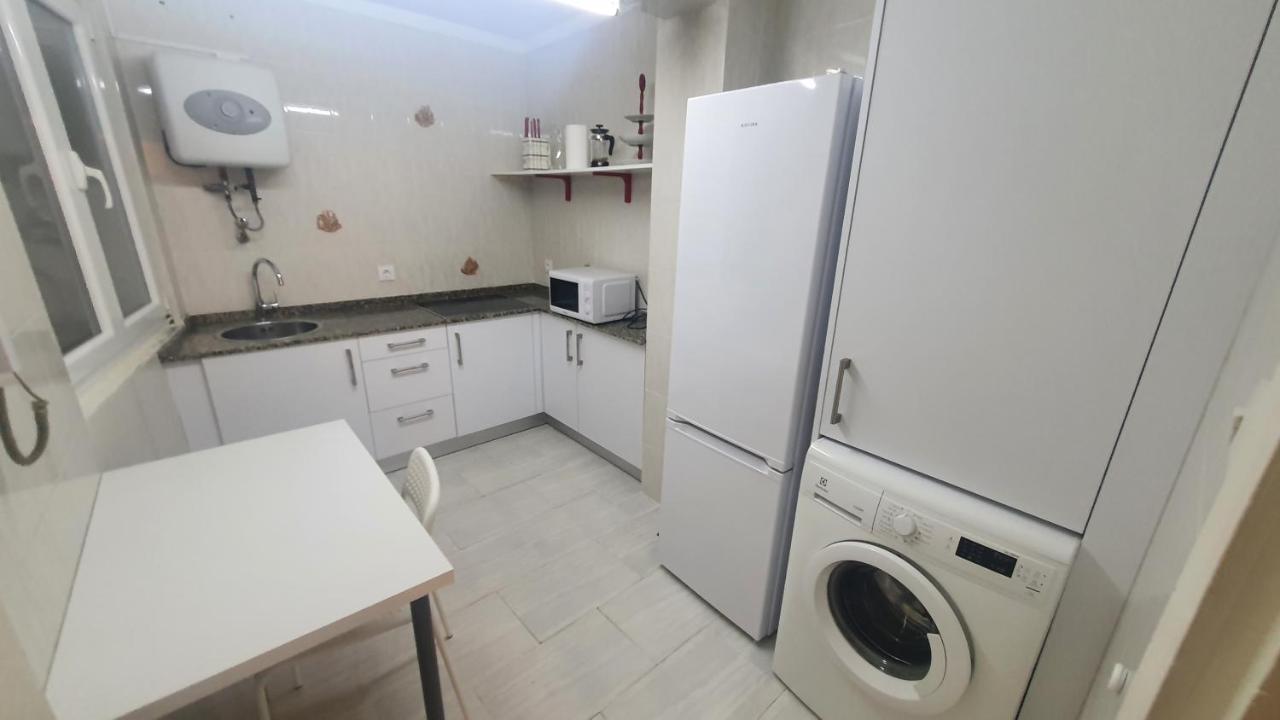 Entreplayas San Lorenzo-Poniente Para 6 Personas - Vut-3528-As Хихон Екстериор снимка